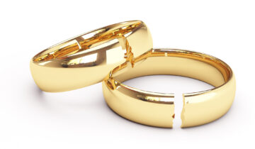 Help Navigating The Challenges Of Divorce - Broken gold wedding rings